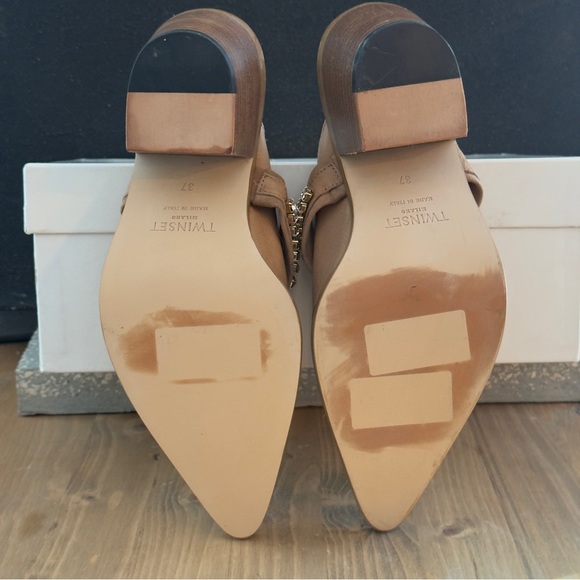 ✨ Step Out in Style with TWINSET Sabot Tan Mules – Size 7 ✨ - Picture 10 of 10